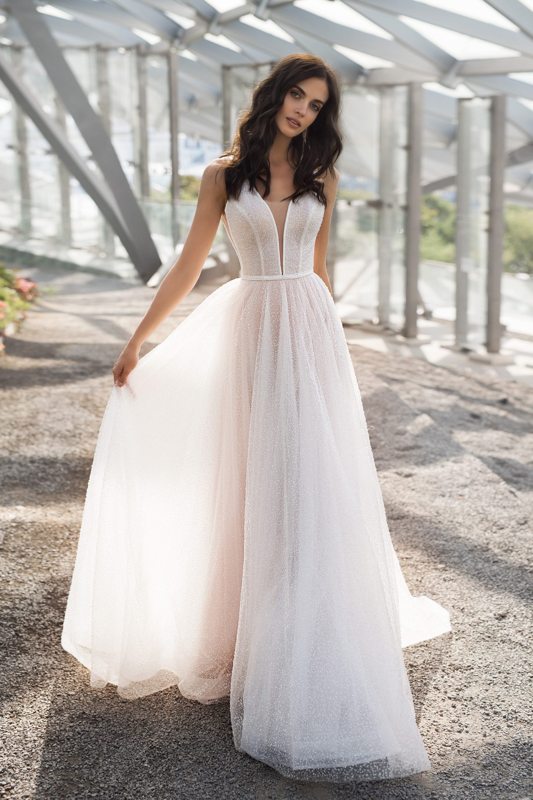 wedding dress Aura