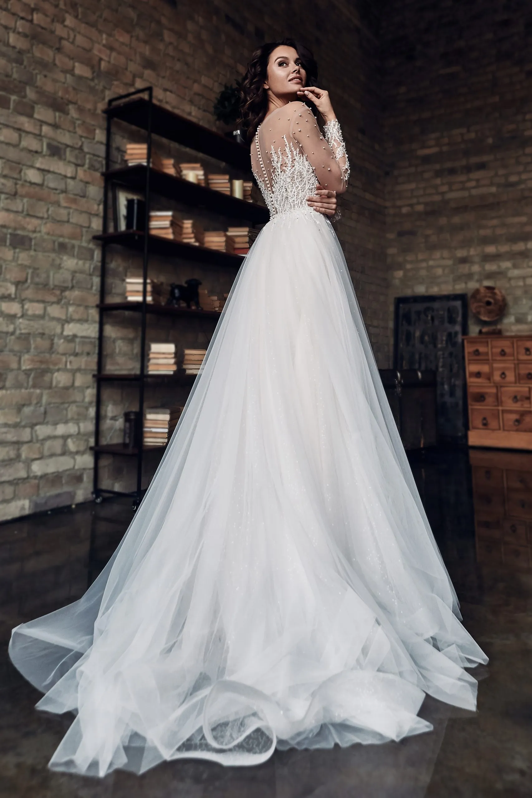 wedding dress Aria