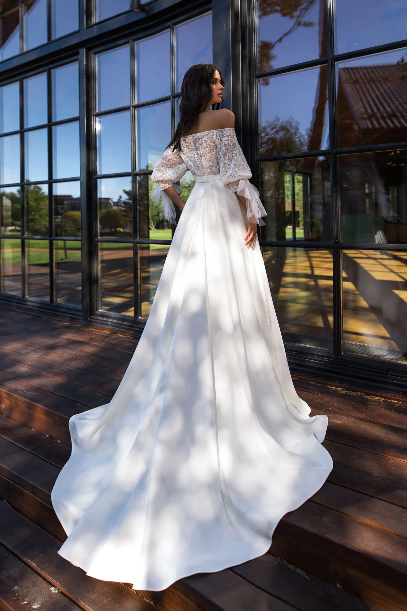 wedding dress Marge