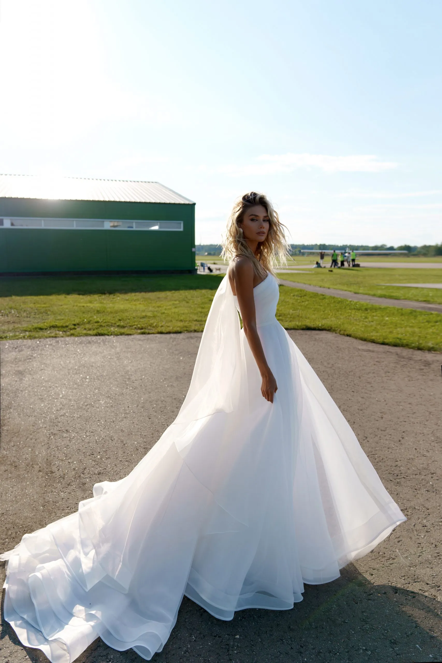 wedding dress Charmel