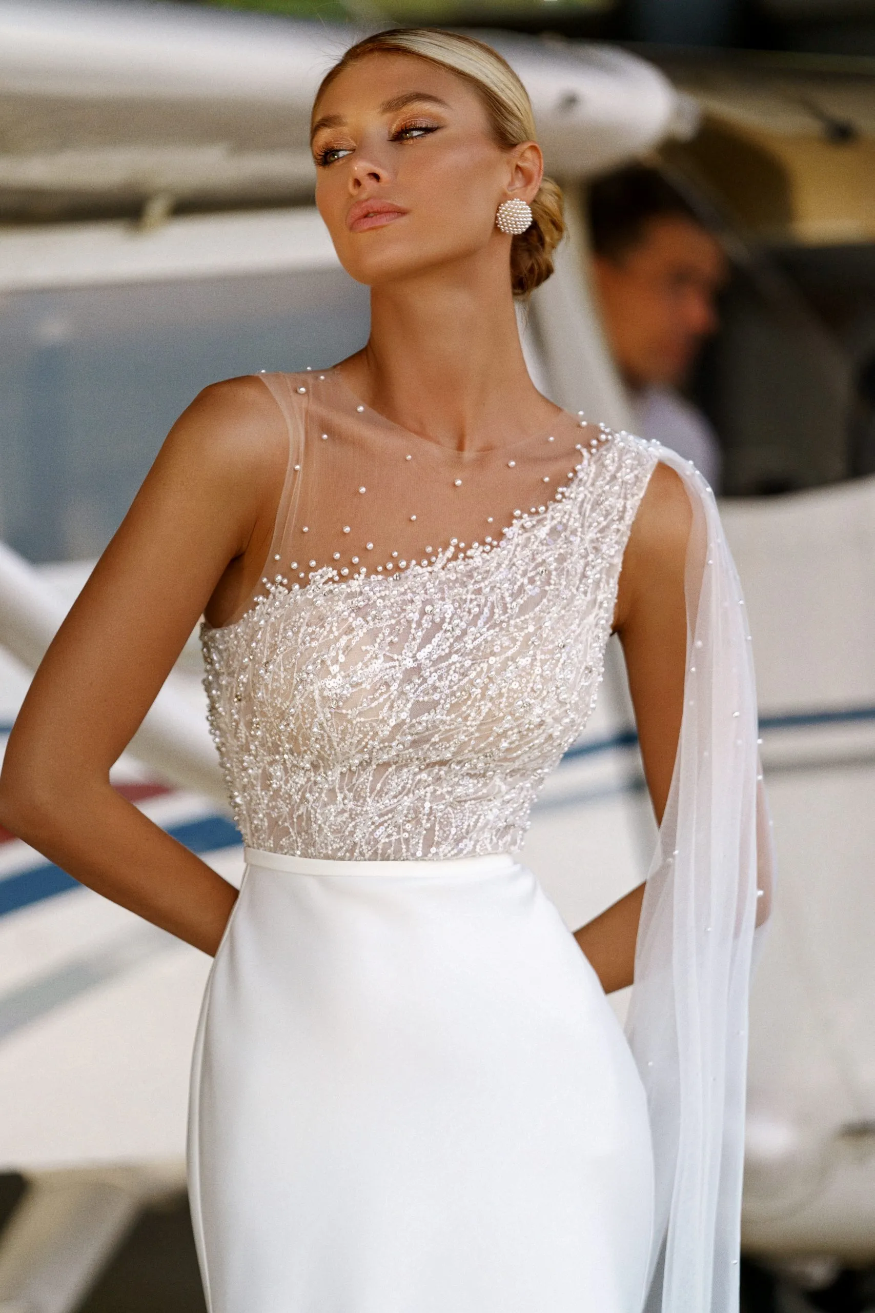 wedding dress 