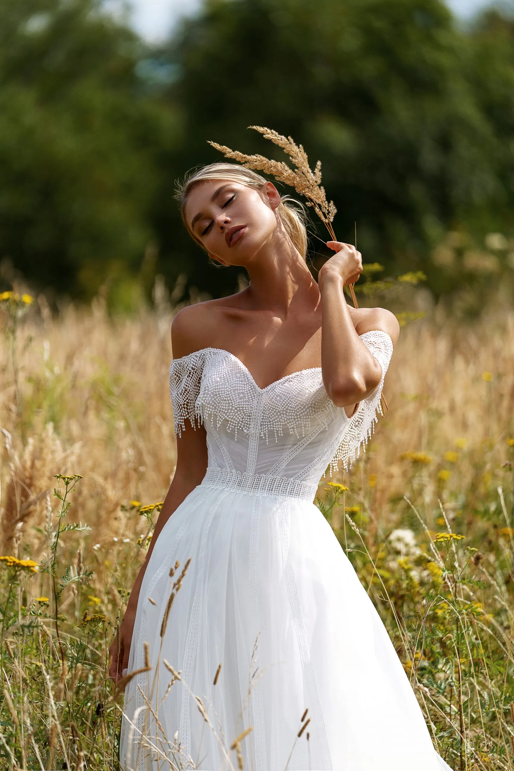 wedding dress Tori
