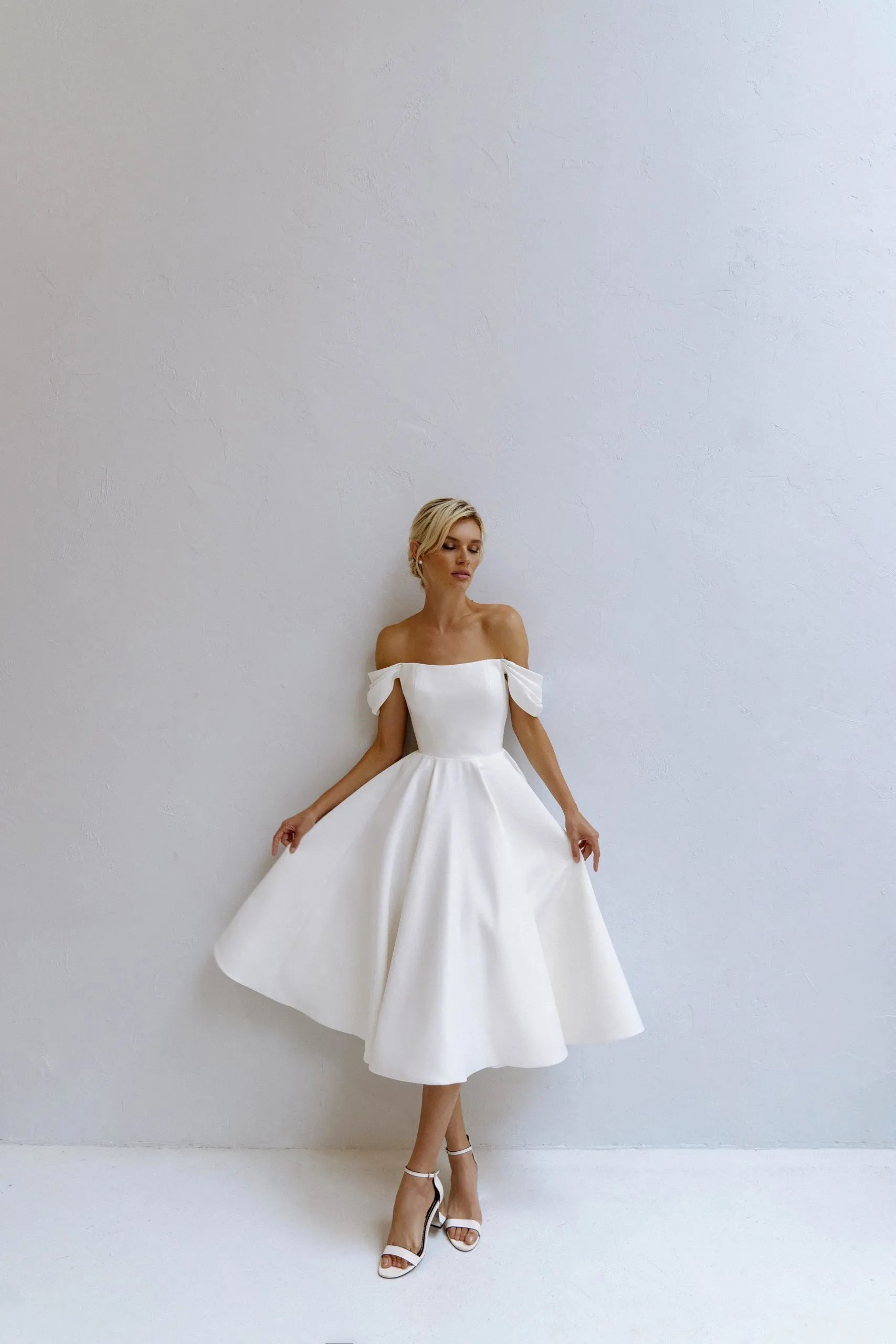 wedding dress Berit Midi