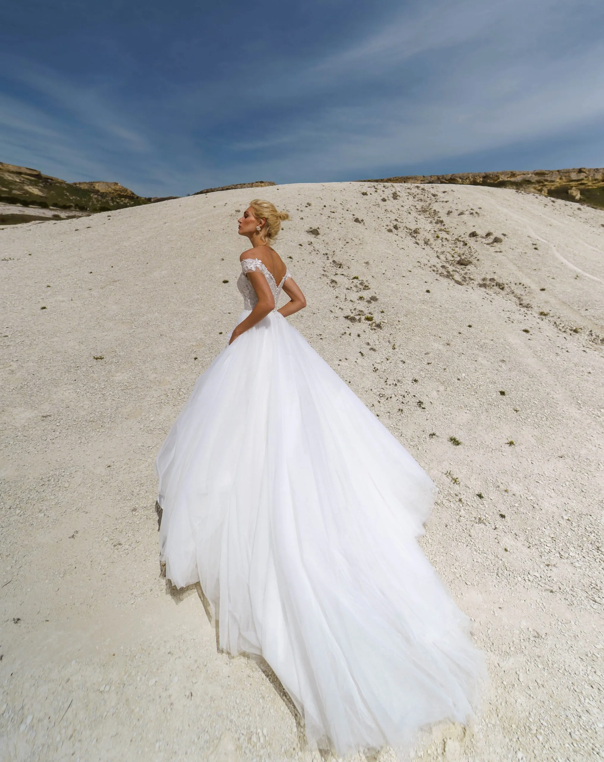 wedding dress Dalia