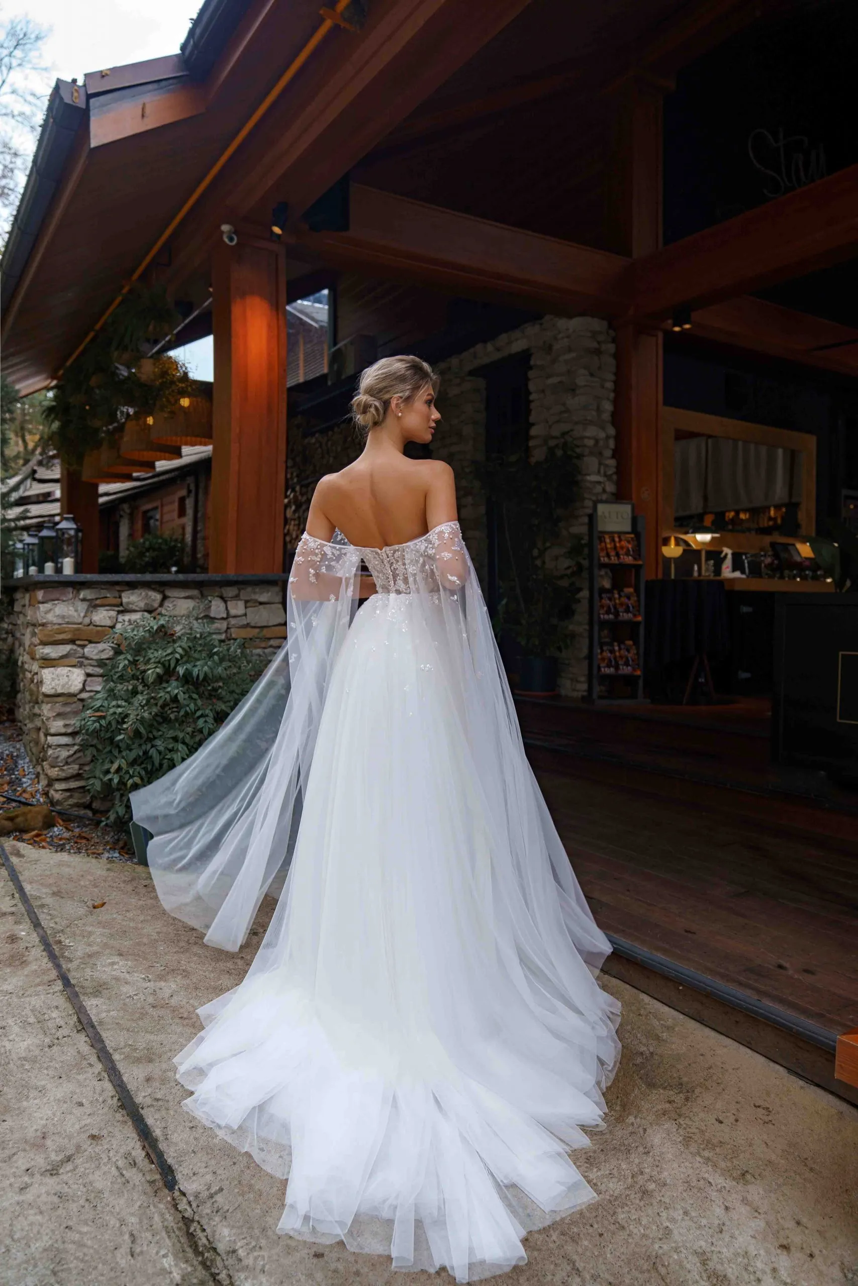 wedding dress Kais