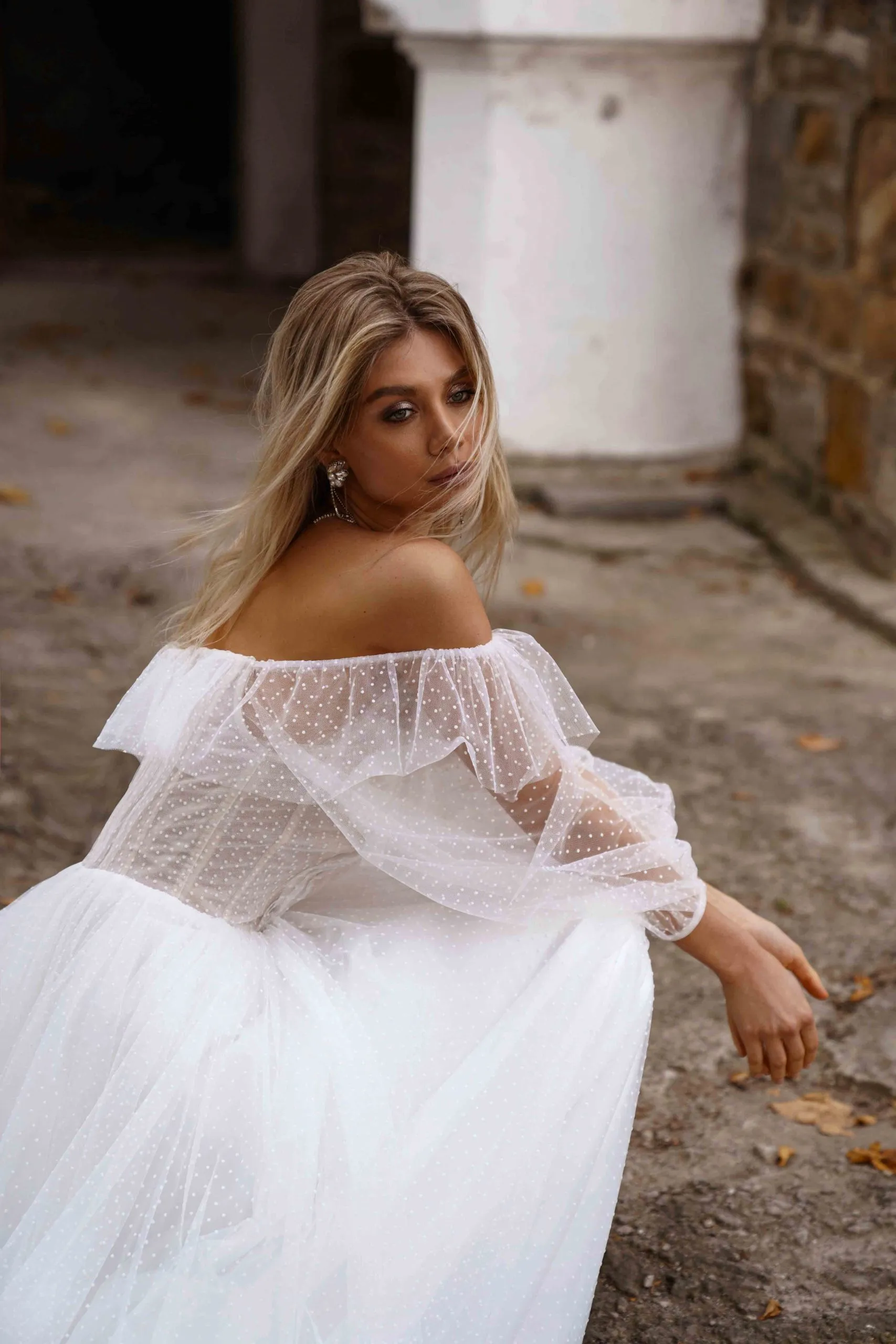 wedding dress Levins