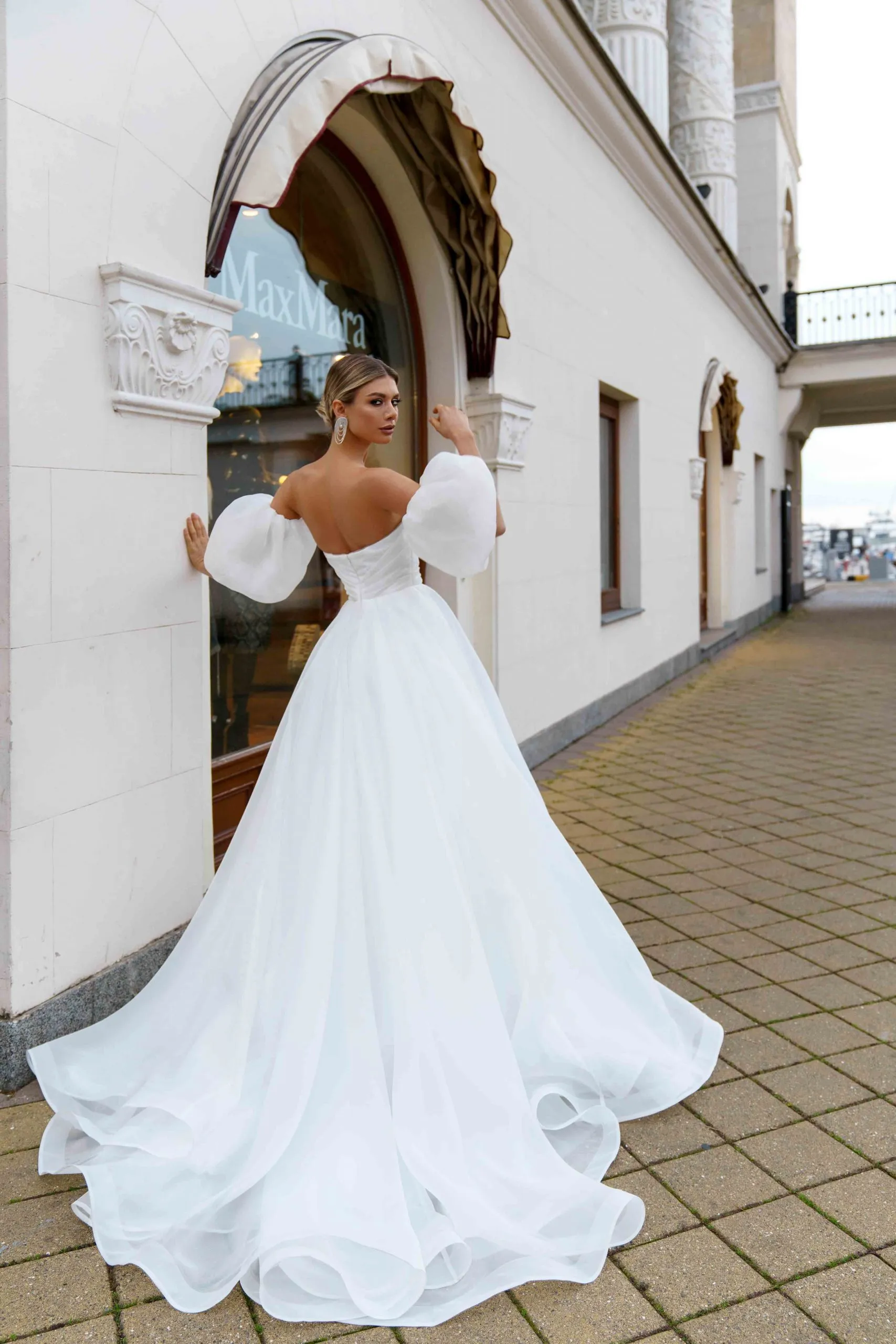 wedding dress Romilda