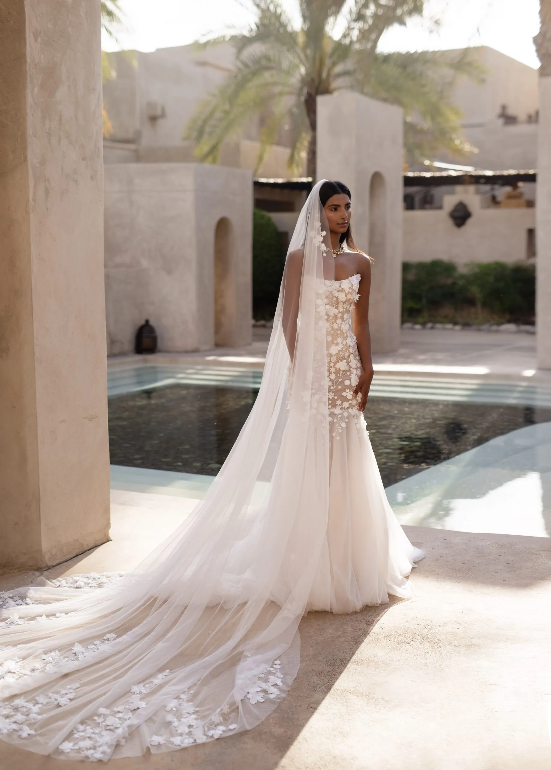wedding dress Шаам